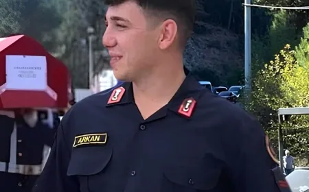 Trafik kazasında ölen Jandarma Uzman Çavuş memleketi Adana’ya uğurlandı.