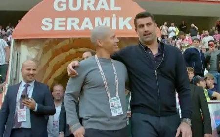 Alex ve Volkan Demirel yıllar sonra buluştu! Birbirlerine sarılarak sahaya çıktılar