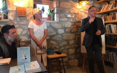 Datça, Knidos, heykel sanatı ve kadın konularını ele alan Symposia Dadia adlı kitabın tanıtımı yapıldı.