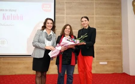 Yazar Latife Tekin okurlarıyla buluştu