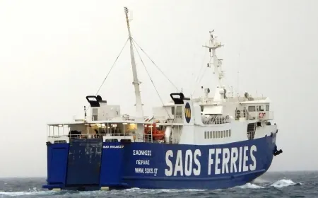 Bodrum açıklarında bozulan ve sürüklenen feribotu kurtarma çalışmaları başlatıldı