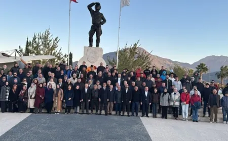 Fethiye AKP ‘de deprem 2 bin kişi partiden ayrıldı