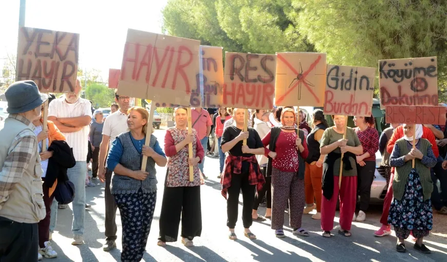 Bodrum’da RES gerginliği köylüler yol kapattı eylem yaptı, memurlar  jandarma korumasında köyden ayrıldı
