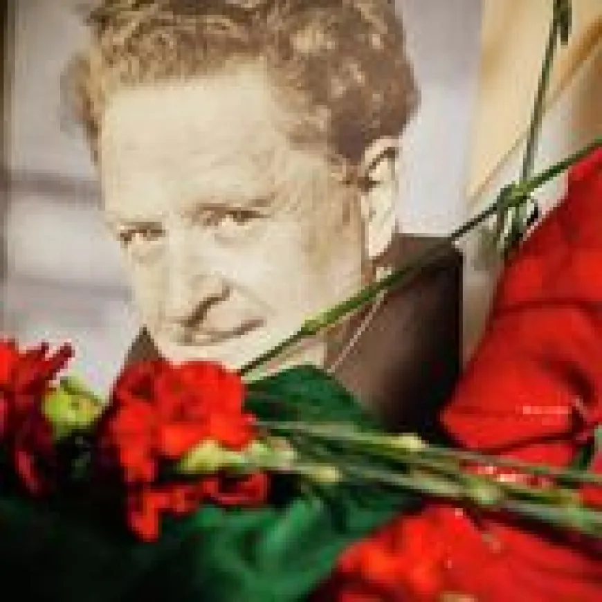 TEMİZLEYİN BU AYIBI…..Herşeye para var, (Şarkıya, sanatçıya, yemekçiye) Nazım Hikmet için Yüzyılın Şairine Destek Yok