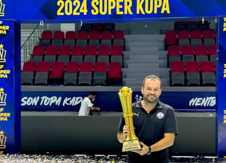 Yalıkavak Hentbol  İlk Yarıyı Yenilgisiz Lider Tamamladı!