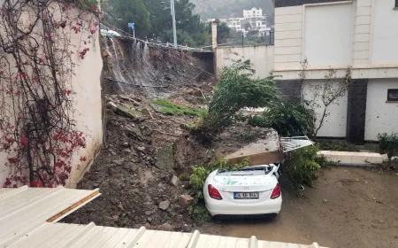 Bodrum’da sağanak felakete yol açıyordu, lüks sitenin istinad duvarı çöktü, vatandaş sel sularında sürüklendi, ölümden döndü