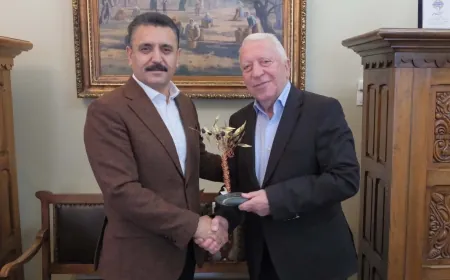 Ege’de Dikili -Midilli  feribot seferleri başlatılacak