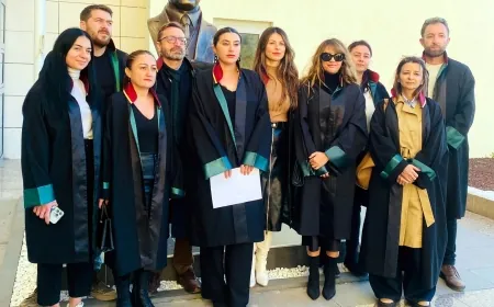 Bodrumlu avukatlar “Kimseyi dinlemeyen zihniyet çözümü hayvanları katletme yasası çıkarmakta buldu” “Hayvanları toplamanıza sürgüne göndermenize ve öldürmenizi izin vermeyeceğiz”