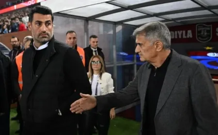 Olay tepki! Volkan Demirel Şenol Güneş'in elini sıkmadı...SENSİN TERBİYESİZ....