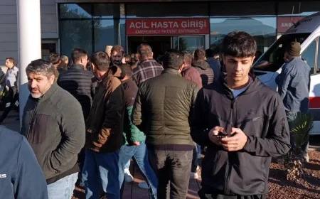 Yalıkavak , inşaatta çelik konstrüksiyon çöktü 1 işçi öldü , 1 işçi ağır yaralı