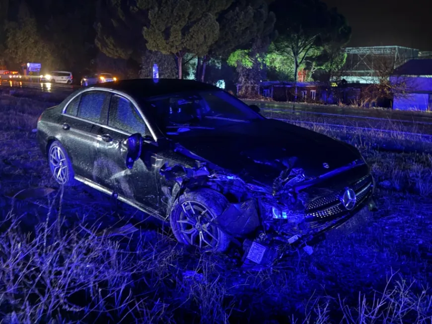 Milas – İzmir yolunda iki otomobil çarpıştı 8 yaralı