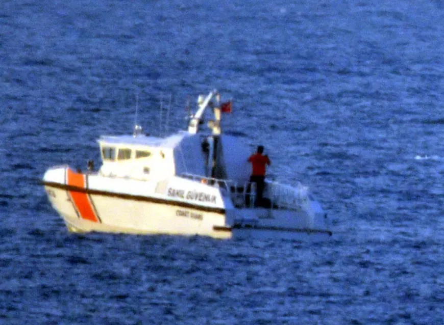 Kaybolan 5 göçmenden ikisinin cesedine ulaşıldı