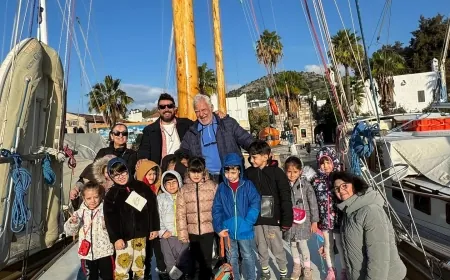 Süngerci Aksona Mehmet ana okulu öğrencilerine “Maviliklerin isimsiz kahramanlarını” anlattı