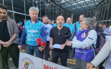 Bodrum’da aile hekimleri ve sağlık çalışanlarından  Sağlık Bakanlığı'na sert tepki