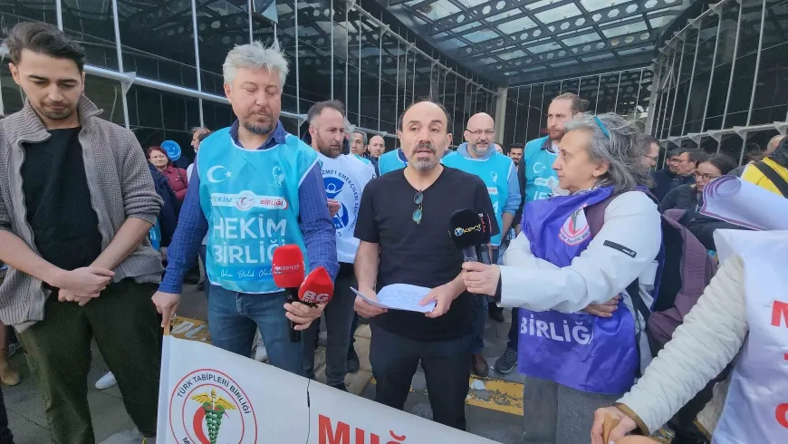 Bodrum’da aile hekimleri ve sağlık çalışanlarından Sağlık Bakanlığı'na sert tepki