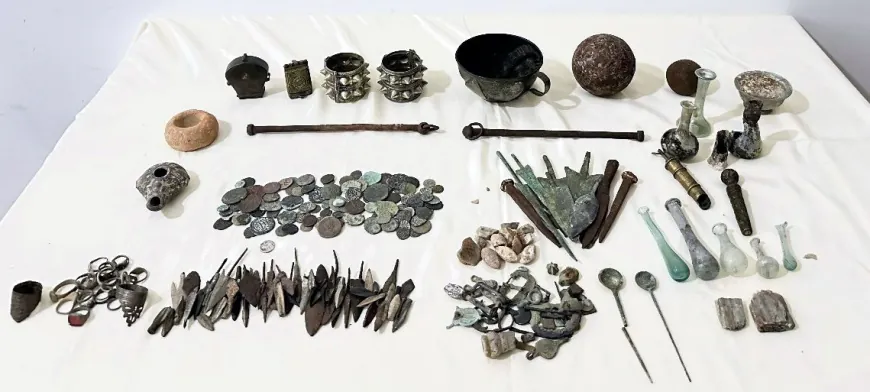 Akyarlarda tarihi eserleri jandarmaya satarken yakalandı