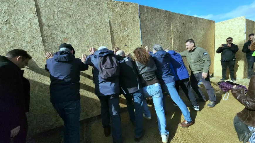 Turgutreis liman şantiyesinde ortalık karıştı, bariyerler yıkıldı, vatandaş şantiyeye girmeye çalıştı