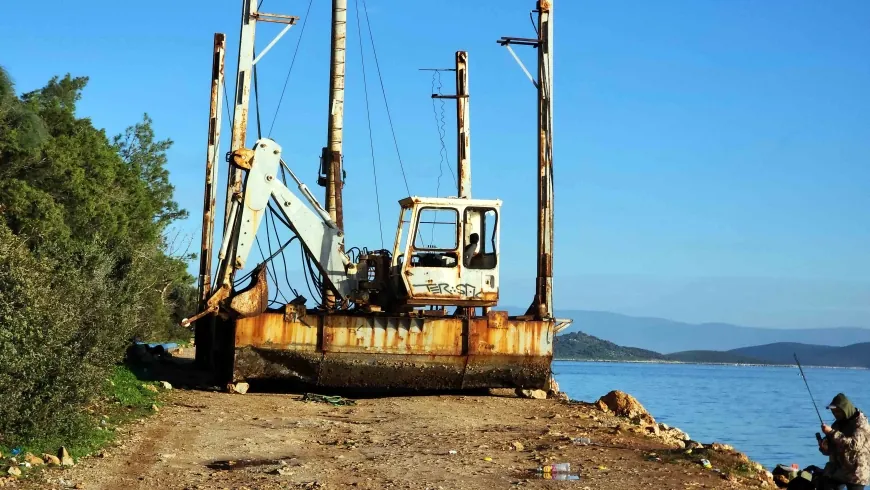 Torba koyundaki hurda çöplüğü kaldırıldı