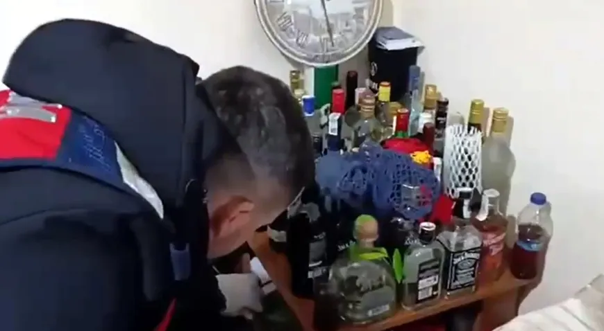 Ölümlerden ders alınmadı,Marmaris’te sahte alkol operasyonu, yarım ton ele geçirildi