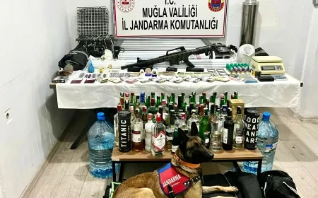 Turistik ilçede uyuşturucu madde imalatı ve satışı operasyonu, 3 gözaltı