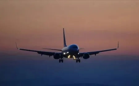 Uçaklara kar engeli…Sabiha Gökçen Havalimanı'nda uçuşlara hava muhalefeti