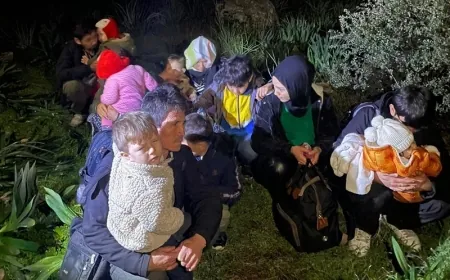 Göçmenlere fırtına engeli ormanda yakalandılar