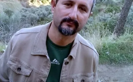 “Hoşçakalın” yazdıktan kısa bir süre sonra silahla vurulmuş olarak bulundu