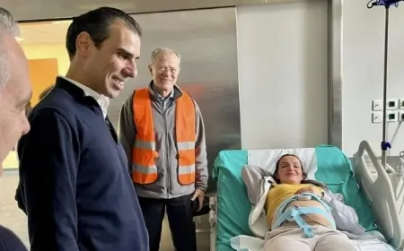 Binlerce depremin ortasında ilk çocuk dünyaya geldi