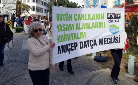 Datça’yı cehenneme çevirecek liman projesine tepki... Bu yat limanı Datçayı bozar….