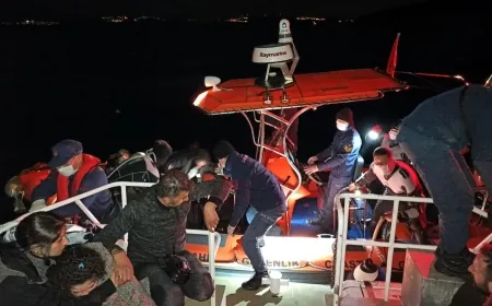 Sahil güvenlik batan bottan 27 göçmeni kurtardı
