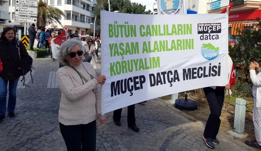 Datça’yı cehenneme çevirecek liman projesine tepki... Bu yat limanı Datçayı bozar….