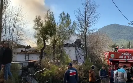 Odun sobası evi yaktı yaşlı çift hayatını kaybetti