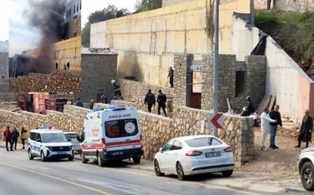 İzolasyon yaparken yangın çıkardılar mahalle ayağa kalktı