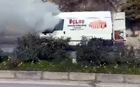 Yokuşbaşı'nda minibüs yandı erken müdahale yaşam kurtardı