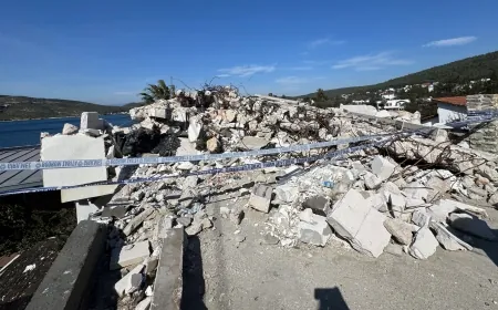 Rantçıların gözü döndü. Hazine arsası üzerine yapılan deniz manzaralı kaçak villalar yıkıldı