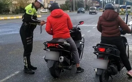 MOTOSİKLETLİLER DİKKAT.. Kask takmama cezası 2025: Yeni trafik cezaları ne kadar oldu 2025?