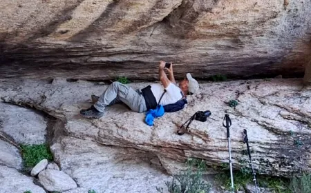 Sekiz bin yıllık, kadın ve erkek figürü olan kaya resmi bulundu