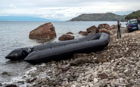 Bodrum açıklarında göçmen botu alabora oldu 1 göçmen öldü 19 göçmen kurtarıldı