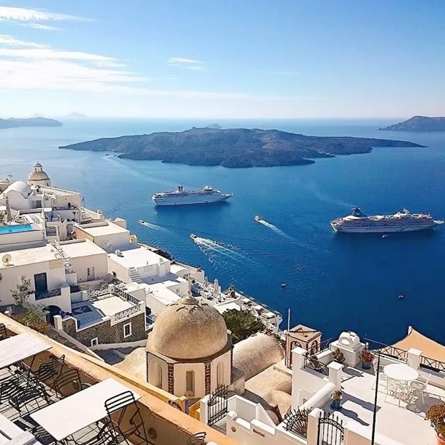 Santorini’deki depremler kruvaziyer gemi turizmini vurdu