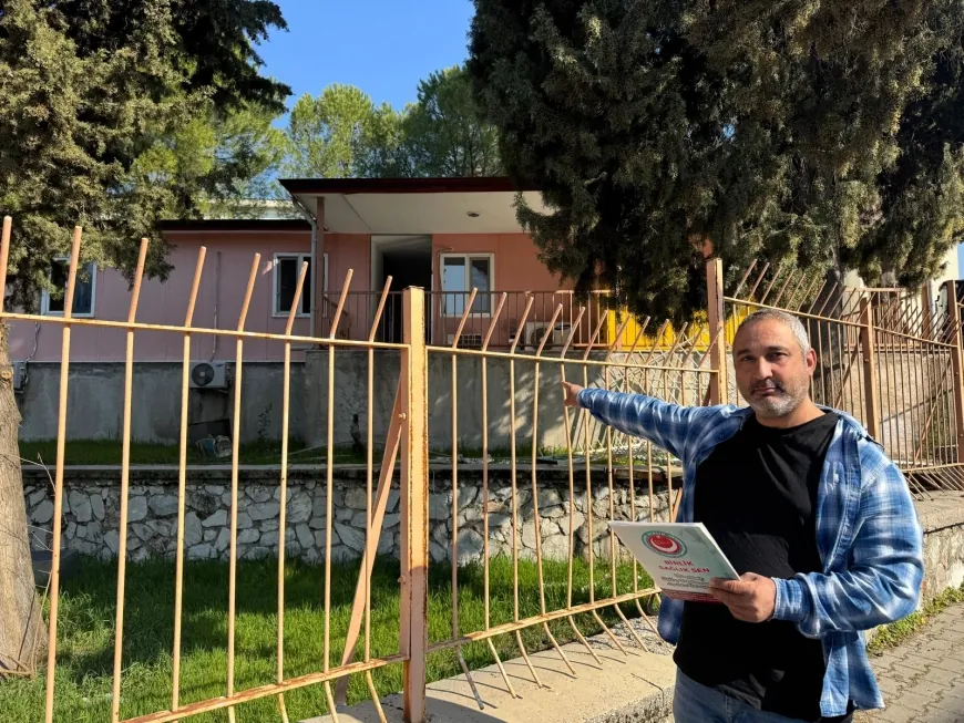 Sağlık Bakanlığı’nın “YIKIN” dediği hastane üç haftadır faaliyetine devam ediyor