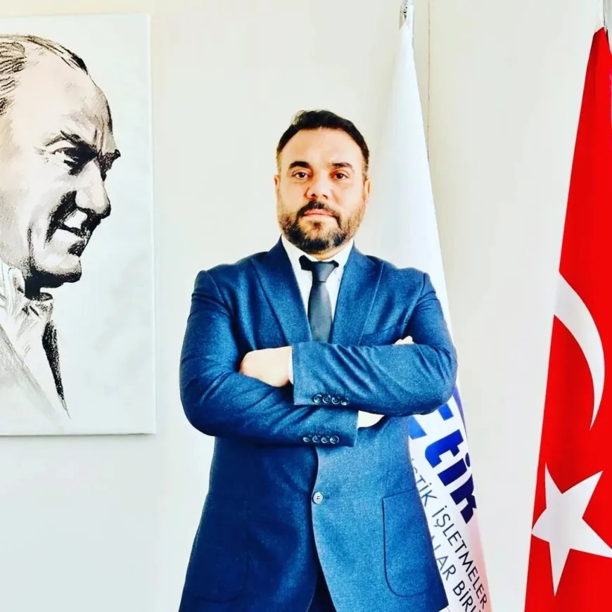 TURİZM SEKTÖRÜNDE ÇALIŞAN YABANCILAR İÇİN YENİ DÖNEM  “10 TÜRK ÇALIŞANI OLAN İŞYERİNE SINIRSIZ YABANCI ÇALIŞTIRMA HAKKI”