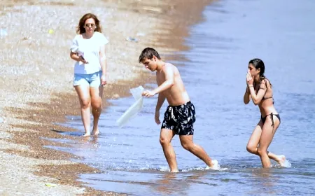 Bodrum’da güneşi gören sahile koştu, yüzdü, güneşlendi