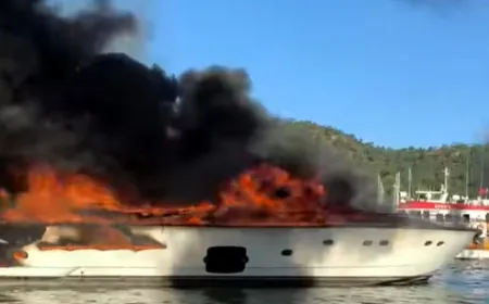 Marina'da yatlar alev alev yandı