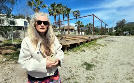 Bitez’deki halk plajındaki ruhsatsız ve kaçak beach clupa yıkım ve para cezası