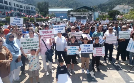 Villa turizmcilerinden “Belgelerimizi İstiyoruz “ eylem ve basın açıklaması