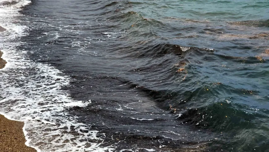 ORtakent’de deniz çöplüğe döndü böyle kirlilik görülmedi