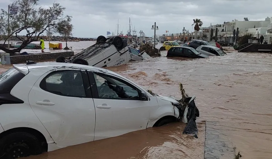 4 saatlik yağış turistik adada milyon dolarlık zarara yol açtı okullar tatil edildi
