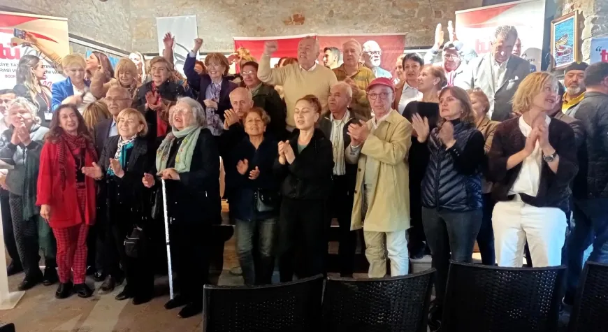 TÜLOV Paneli “Rantiyeci sistem insanlara kelepçe , zeytinliklere kepçe gönderiyor”