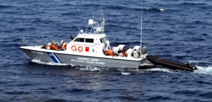 Bodrum açıklarında göçmen botu battı 2 kadın öldü