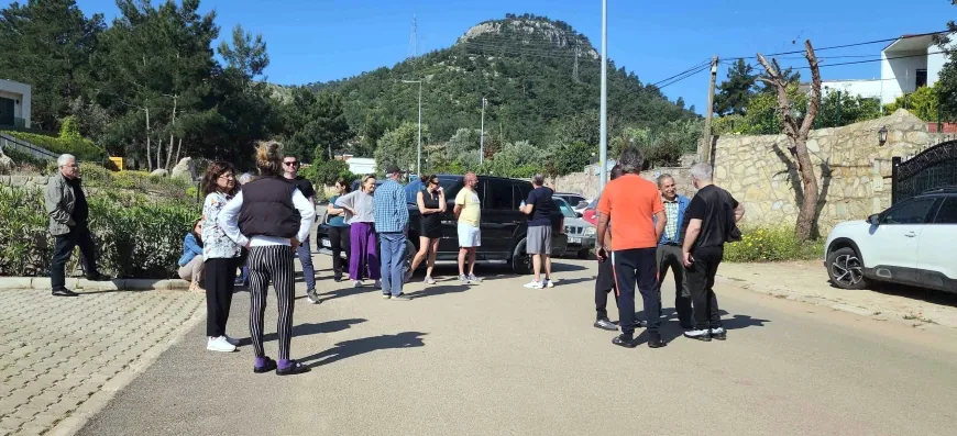 Bodrum Torba'da kamyon terörü vatandaşları isyan ettirdi, iki saat yolu kapatıp eylem yaptılar